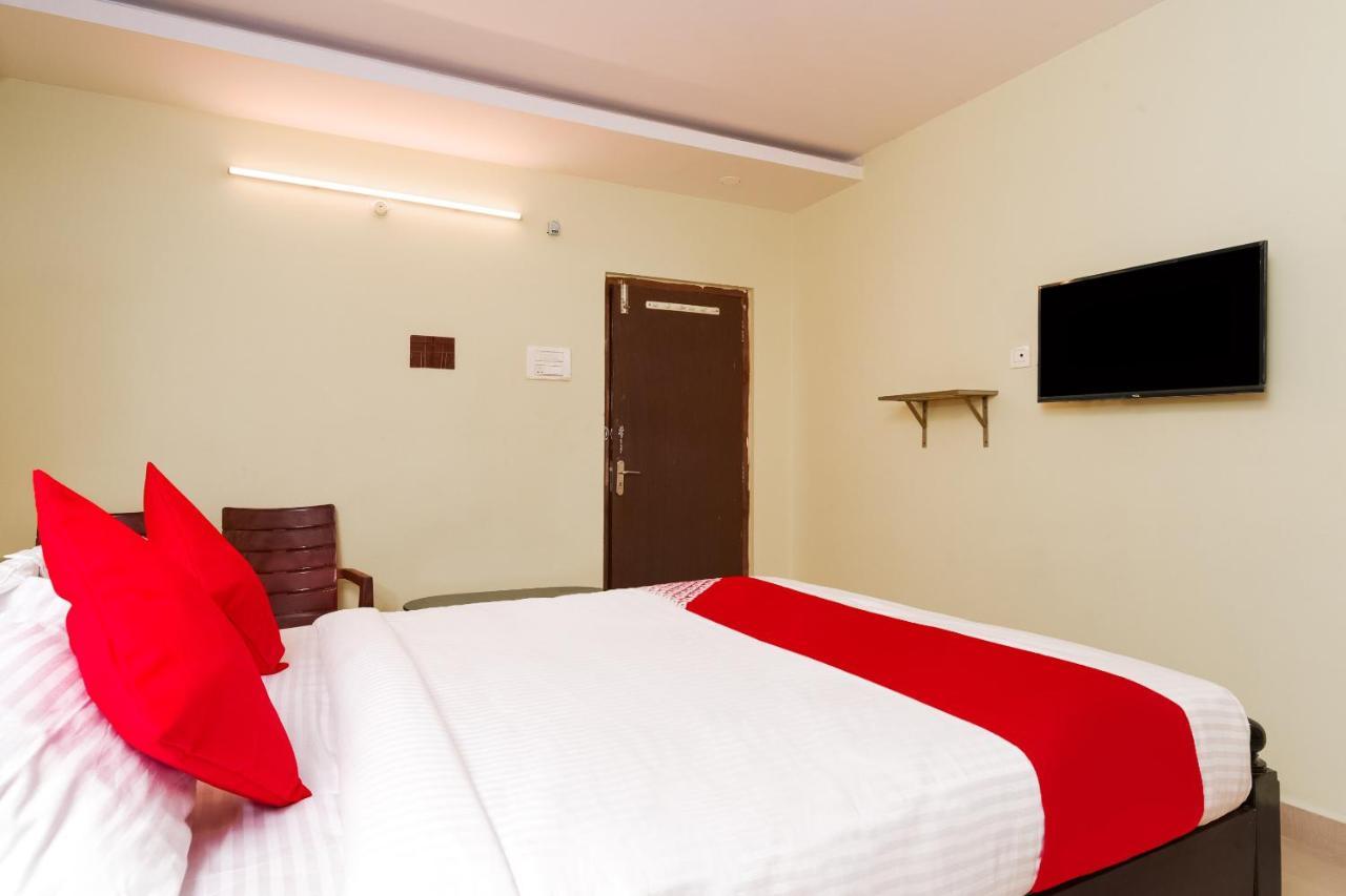 โอโย 26234 แอนนาปูรนา นิลยม Hotel วิเจยาวารา ภายนอก รูปภาพ